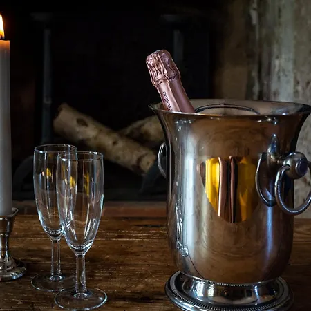 Barn - Tirecul - 24 4*