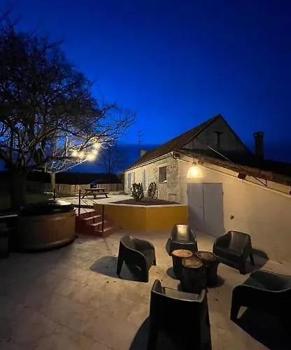 Barn - Tirecul - 24 Vendégház Monbazillac